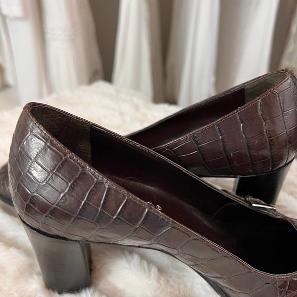 Franco sarto. Size 6 medium loafer pumps. Leather alligator print #10. - Picture 8 of 11